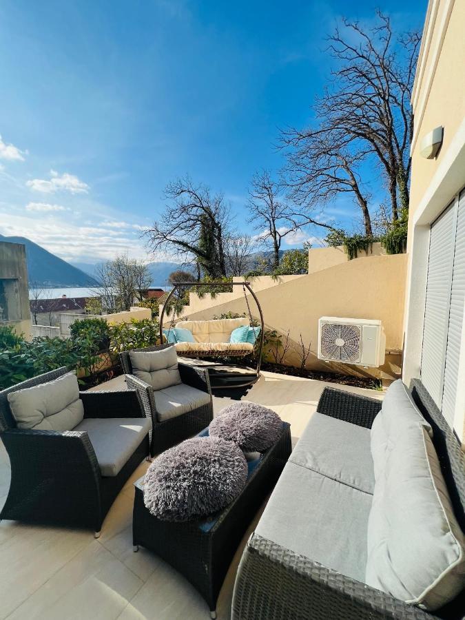 Apartment With Terrace And Private Parking Kotor Bagian luar foto