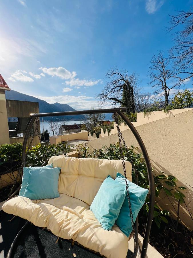 Apartment With Terrace And Private Parking Kotor Bagian luar foto