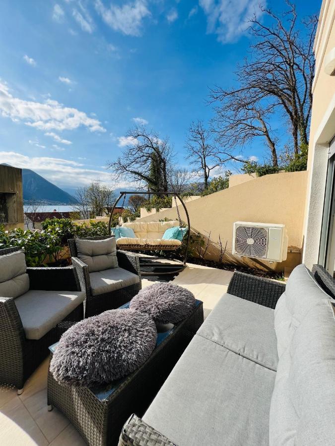Apartment With Terrace And Private Parking Kotor Bagian luar foto