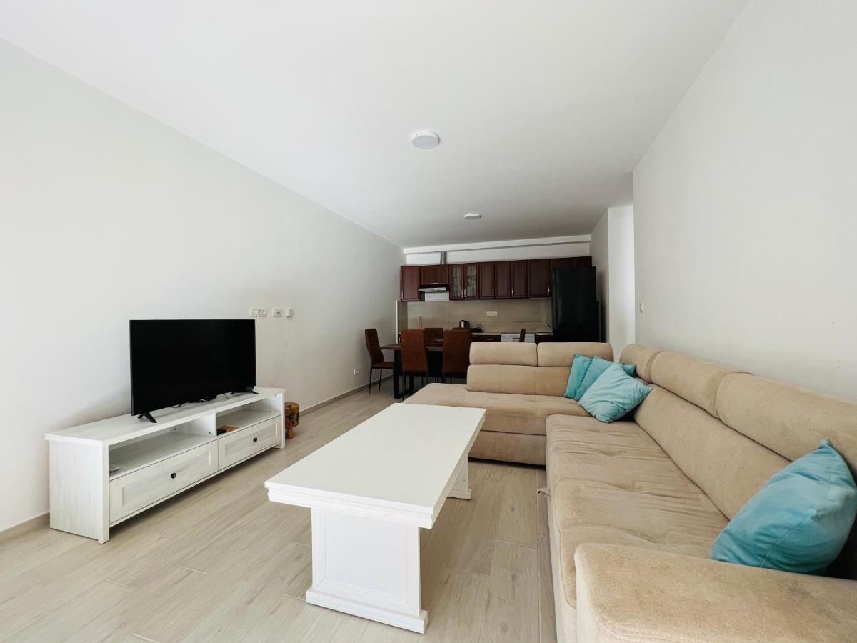 Apartment With Terrace And Private Parking Kotor Bagian luar foto